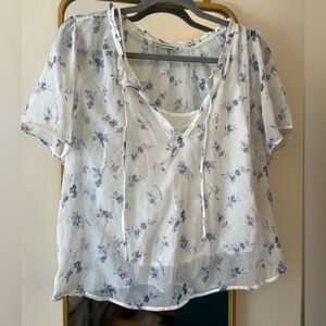 FINAL CALL! Abercrombie & Fitch White & Blue Floral Flutter Top (+ under tank)